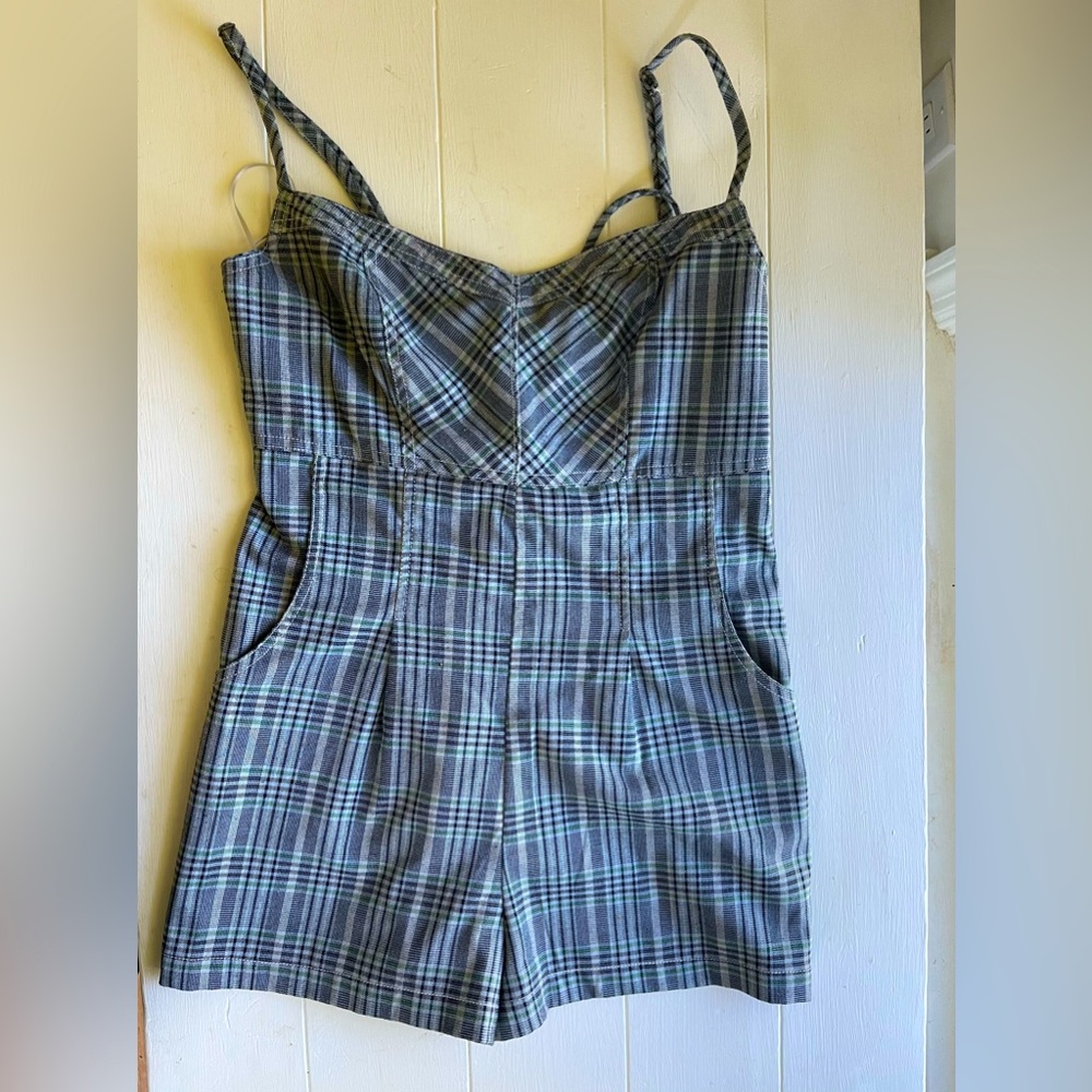 Urban Outfitters plaid romper large